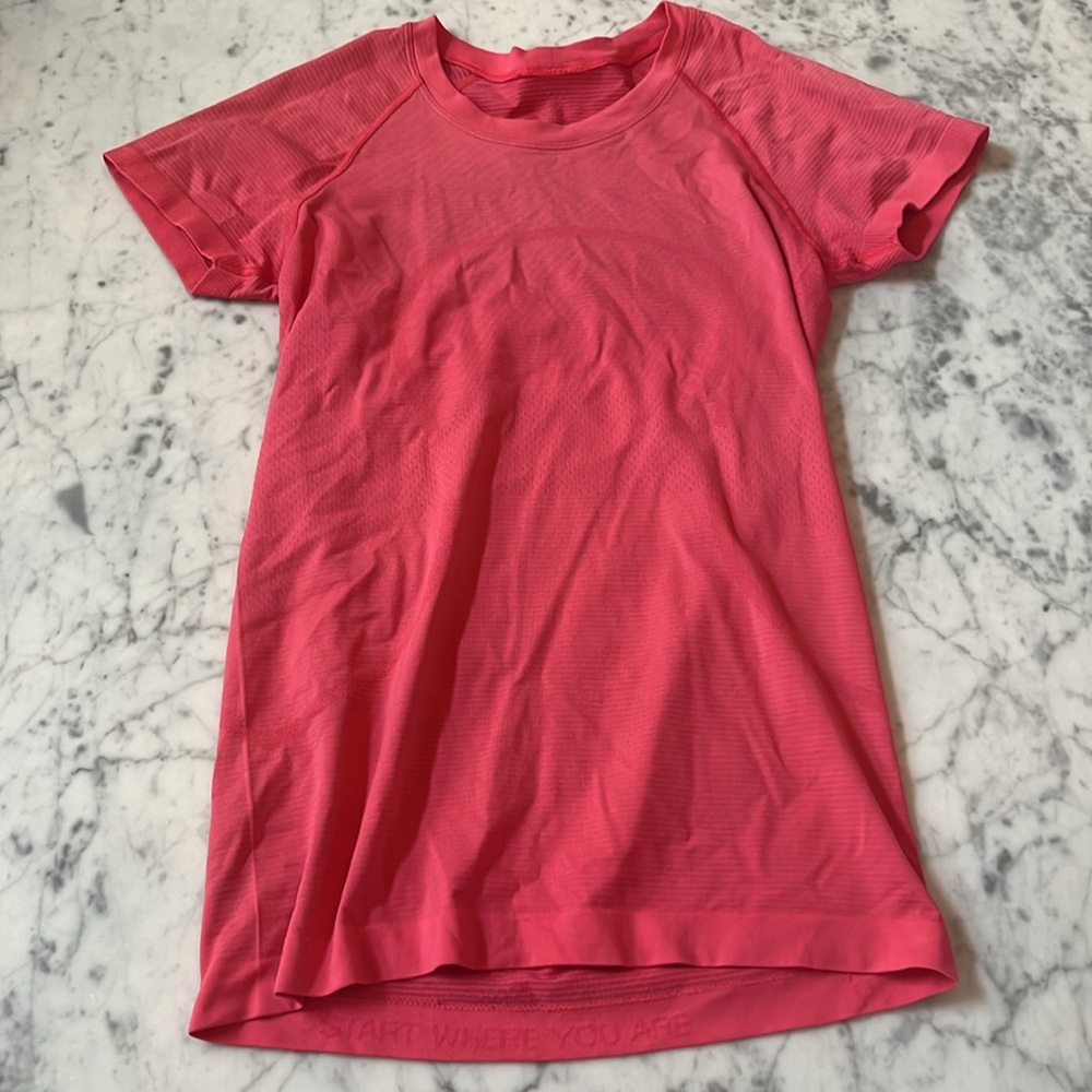 Lululemon swiftly tech shirt